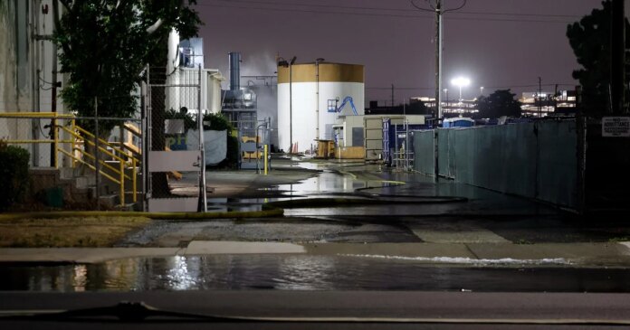 Live Updates: Trump approves emergency declaration for California chemical leak in Orange County, Newsom says