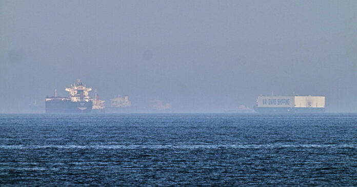 Maersk Ship Passed Strait of Hormuz Under U.S. Military Protection