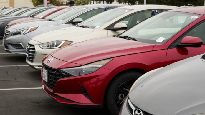 More monthly auto loan payments are above $1,000, and most are not for luxury models