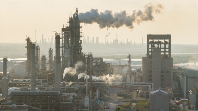 Oil prices stable as Trump insists ceasefire still intact after U.S.-Iran exchange fire