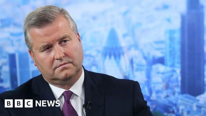 Ousted BP chairman hits back at 'lies' about his behaviour