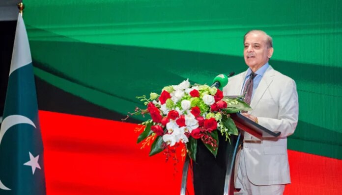PM invites Chinese firms to relocate industries to Pakistan under 'win-win' partnership model