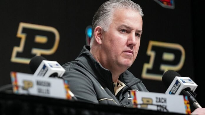 Purdue men's basketball lands top-10 7-foot junior Isaiah Hill