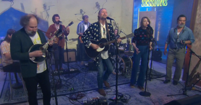 Saturday Sessions: Hiss Golden Messenger performs 