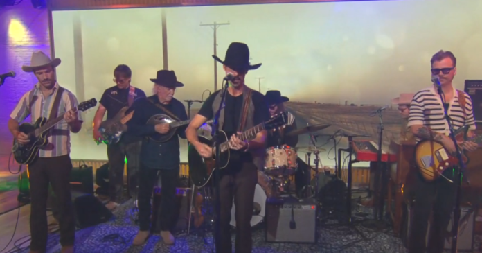Saturday Sessions: Ryan Bingham and The Texas Gentlemen perform 