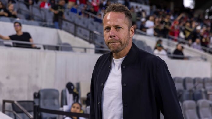 'Scandal': LAFC coach Dos Santos slams MLS schedule amid CCC hunt