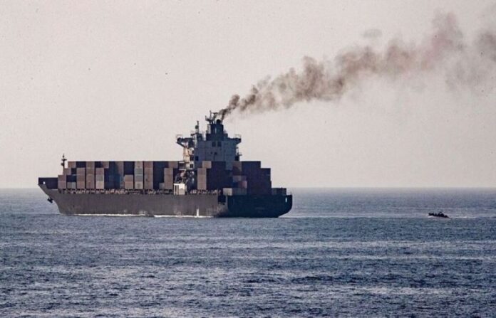 Two missiles hit US Navy vessel after it ignored Iran's warning: Report - SUCH TV