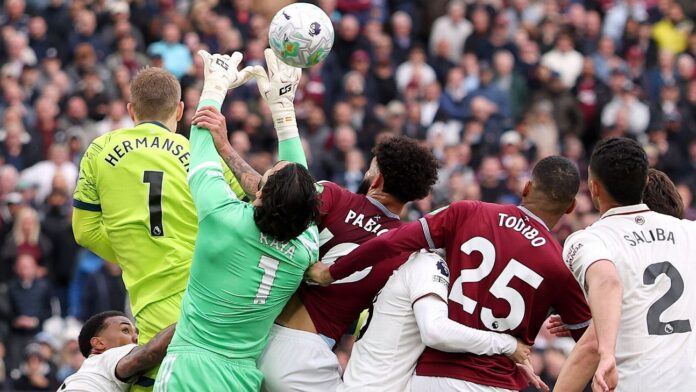 VAR Review: Were refs right to disallow West Ham equalizer vs. Arsenal?