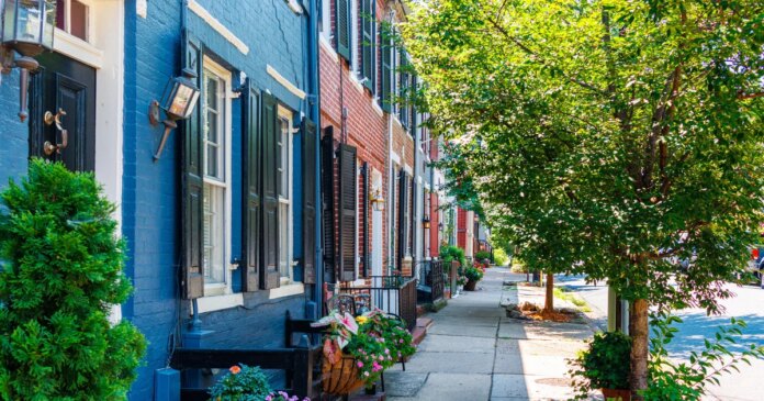 What are today's mortgage interest rates: May 19, 2026?