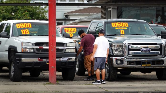 Why one of the nation's largest auto lenders isn't worried about high vehicle prices or 'forever loans'
