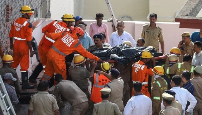 At least 14 dead after blaze breaks out in Lucknow building