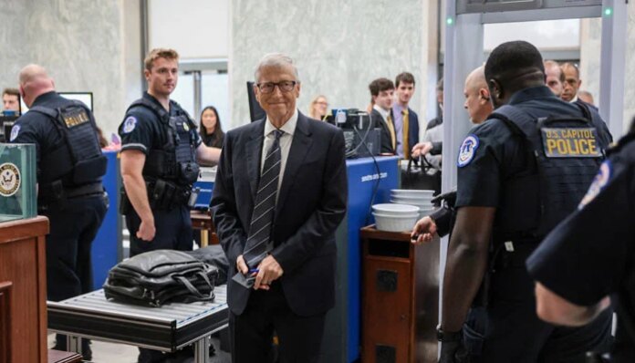 Bill Gates tells Epstein hearing he 'never victimised anyone'