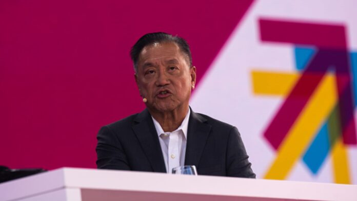 Broadcom stock plunges 11% on weak software sales, unchanged AI chip forecast for the year