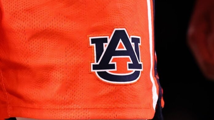 Clippers draft pick Ngoy plans to play at Auburn this season