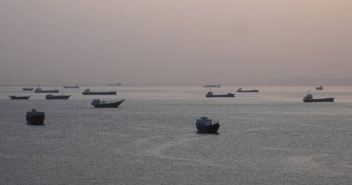 Deal to Reopen Hormuz Kicks Off Long Effort to Ease Energy Crisis