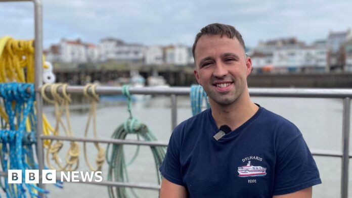 Escape hatches on Bridlington lobster pots protect marine life