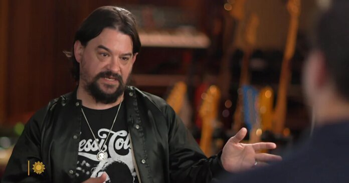 Extended Interview: Shooter Jennings on father Waylon Jennings