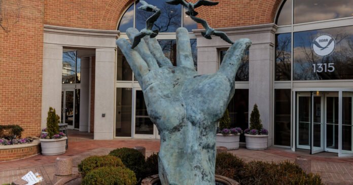 Former NOAA Employees Revive Climate Web Site
