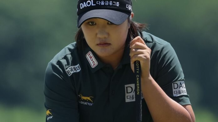 Haeran Ryu leading Women's PGA Championship by one shot