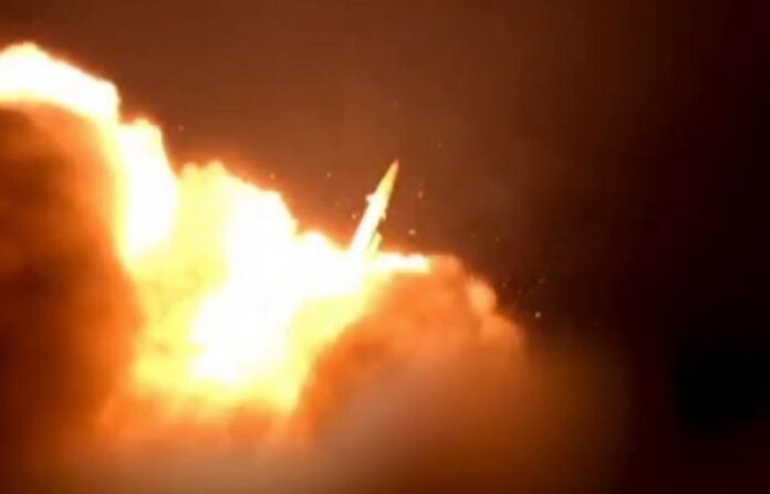 IRGC targets enemy vessel, US Fifth Fleet HQ, American airbase after violations near Strait of Hormuz - SUCH TV