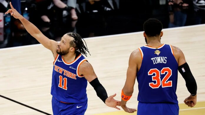 Knicks survive to take 2-0 NBA Finals lead after Jalen Brunson's clutch shot sinks Spurs