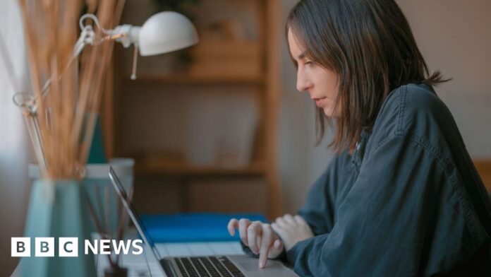 M&S launches new traineeship for 1,000 young people 