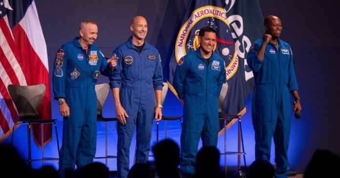 NASA Leader Responds to Criticism Over All-Male Artemis III Crew