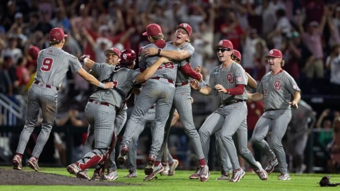 Oklahoma soars past North Carolina in Game 3 to win MCWS