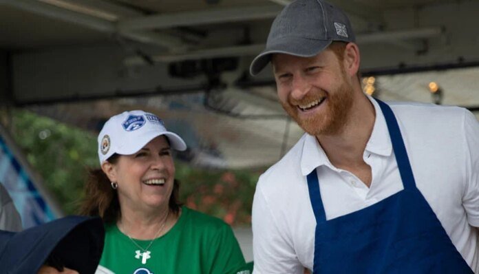 Prince Harry wins over fans in sweet encounter