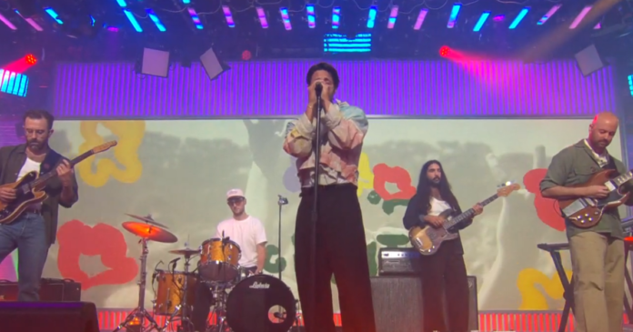 Saturday Sessions: Young the Giant performs 