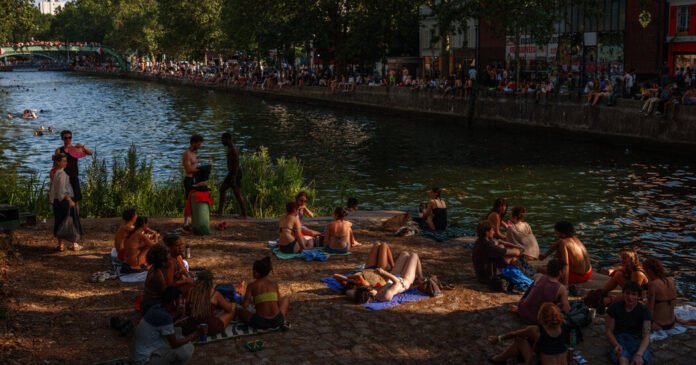 See Record-Breaking Extreme Heat Wave Across Europe in Photos