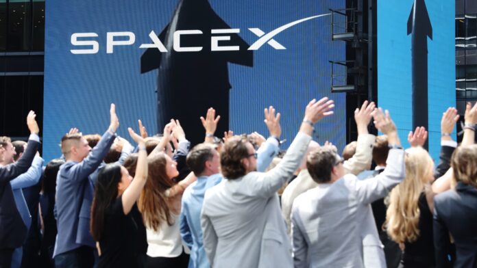 SpaceX passes Amazon by market cap in third day of trading as stock pops 8%