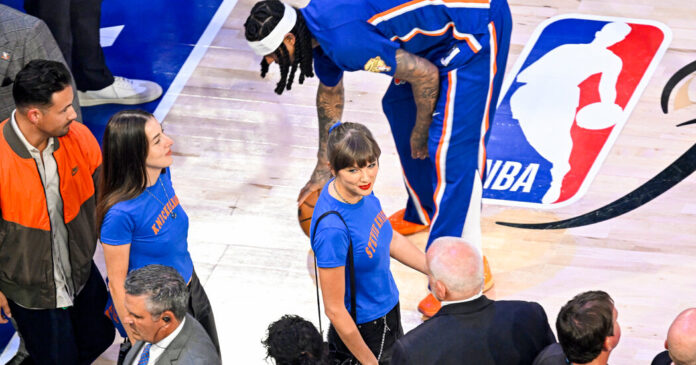 Taylor Swift and Haim Sisters Appear at MSG for Knicks Game