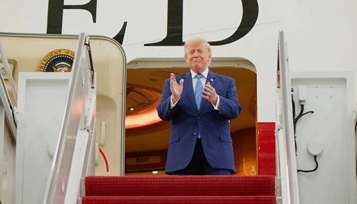 Trump unveils Qatari 747 ahead of joining Air Force One fleet
