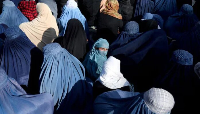 UN urges Afghan Taliban to end arrests of women over dress rules