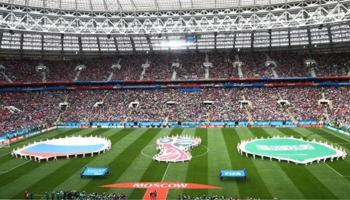 Why does the Saudi flag always stay above grass in FIFA World Cup?