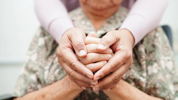 Woman with advanced Alzheimer's regained speech and memories after taking magic mushrooms