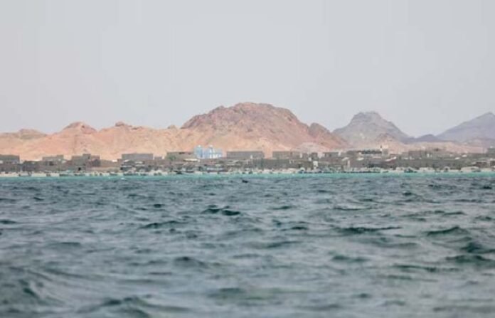 Yemen's Houthis declare naval blockade on Saudi Arabia, widening threat to global oil supplies - SUCH TV
