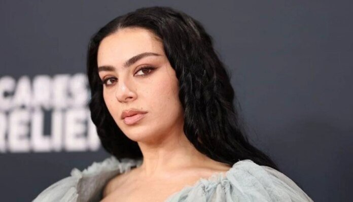 Charli XCX gets honest about feeling like an ‘outsider’ growing up