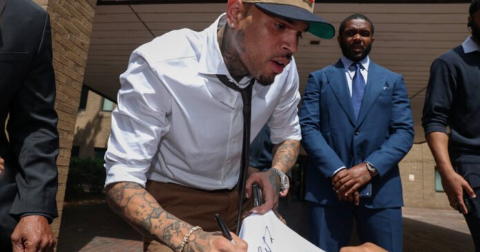 Chris Brown Pleads Guilty to Affray Charge in London Nightclub Assault Case