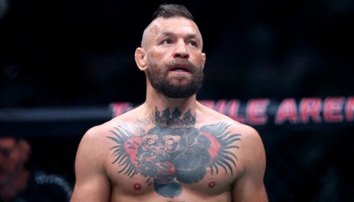Conor McGregor's long-awaited UFC return ends with another leg injury