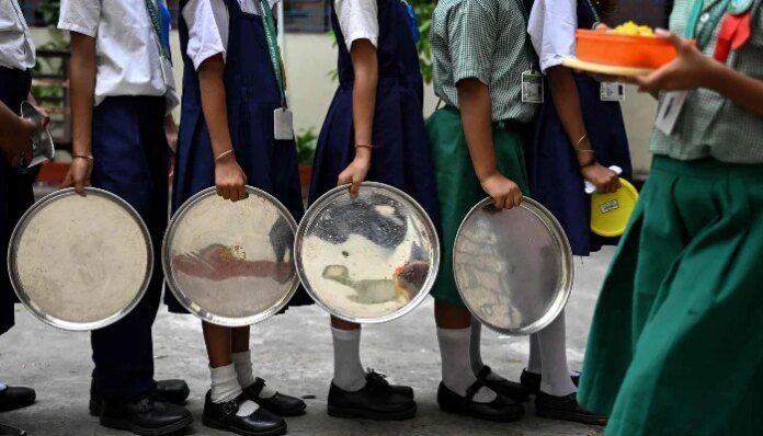 Eggs back in India school meals after outcry