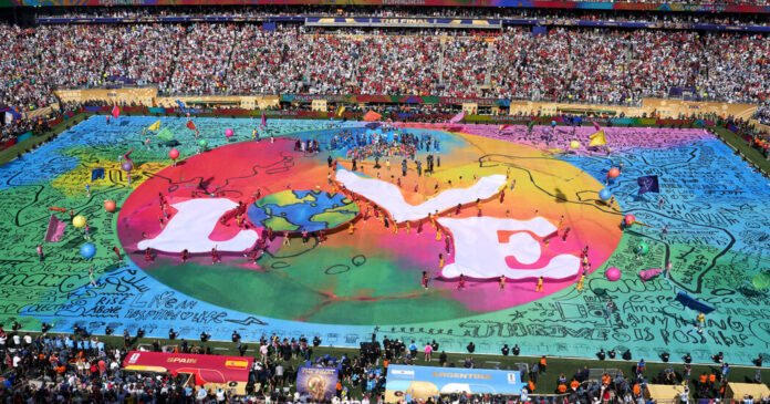 First World Cup Halftime Show: Lots of Stars, Little Purpose