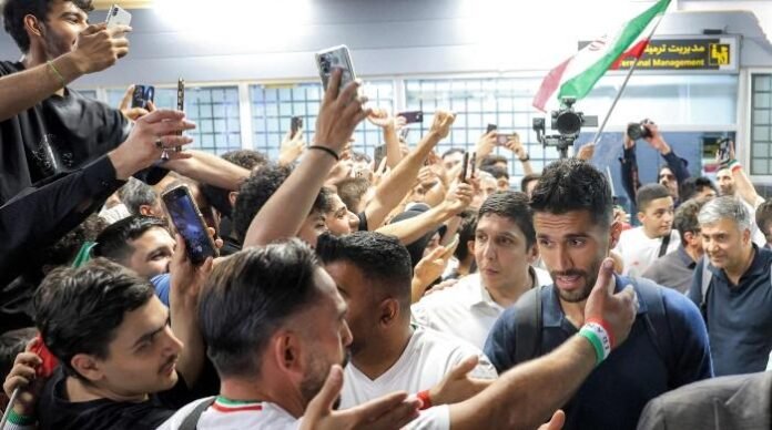 'Iran, Iran!' Iranian World Cup squad serenaded on return home