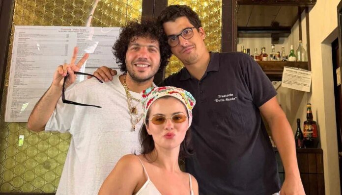 Italian restaurant gushes over Selena Gomez, Benny Blanco