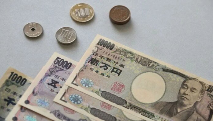 Japanese yen surges as traders brace for possible intervention 
