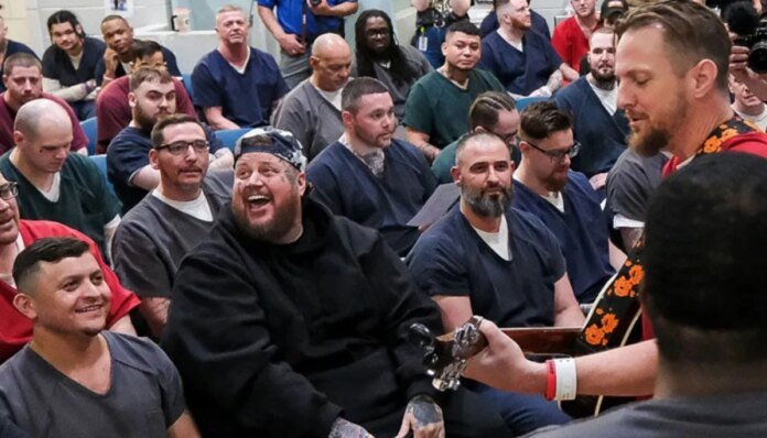 Jelly Roll goes back to jail but not as inmate: ‘My life truly changed’