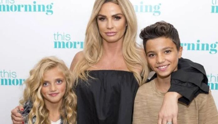 Katie Price shocks Princess, Junior Andre with daring move