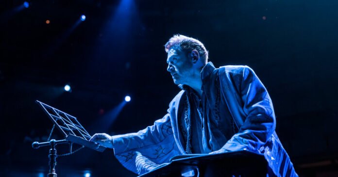 Kenneth Branagh Returns to the Stage Where It All Began