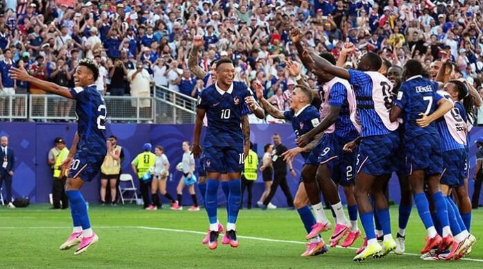 Kylian Mbappe's penalty lifts France past Paraguay into quarterfinals